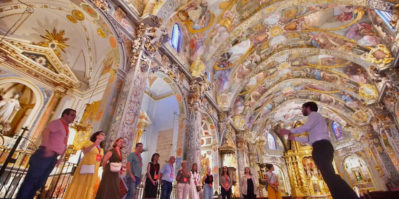 Entdecken Sie Valencia mit Expertenführern bei einer faszinierenden Führung, Spanien.