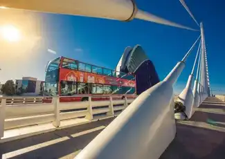 Valencia Bus Turistic: 48-Stunden Hop-on Hop-off Bus Tour + Eintritt Nikolaus, València, Spanien, Valencia Pass.