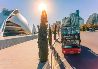 Valencia Bus Turistic: Hop-on-Hop-off-Bustour + Eintrittskarte für den Ozeanogràfic, València, Spanien, Valencia Pass. Valencia Bus Turistic: Hop-on-Hop-off-Bustour + Eintrittskarte für den Ozeanogràfic, València, Spanien, Valencia Pass.
