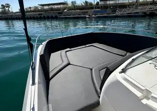 Nicht lizenziertes Boot, València, Spanien, Valencia Pass.