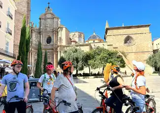 Valencia: Geführte E-Bike Tour für kleine Gruppen, València, Spanien, Valencia Pass.