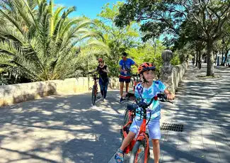 Valencia: Geführte E-Bike Tour für kleine Gruppen, València, Spanien, Valencia Pass.