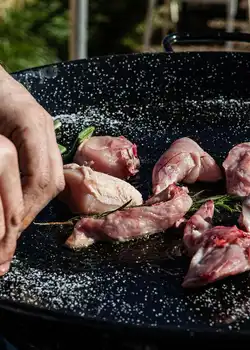Lernen Sie spanische Gerichte in einem Kochkurs, Spanien.