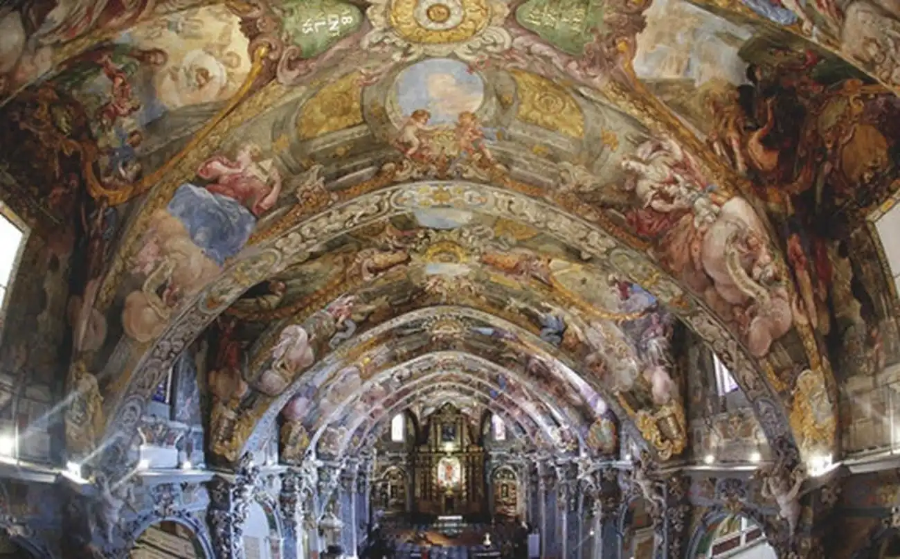 San Nicolás-kirken, Santos Juanes-kirken og silkemuseet: Lydguide, València, Spanien, Valencia Pass. San Nicolás-kirken, Santos Juanes-kirken og silkemuseet: Lydguide, València, Spanien, Valencia Pass.