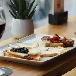 Genießen Sie die kulinarischen Köstlichkeiten von Valencia bei einer geführten Food-Tour, Spanien.