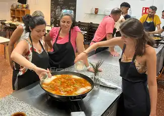 Valencia: Paella-Kochkurs, Tapas, Sangria & Ruzafa-Marktbesuch, València, Spanien, Valencia Pass.