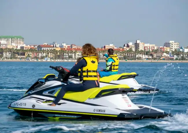 Valencia: Jetski-Verleih, València, Spanien, Valencia Pass.